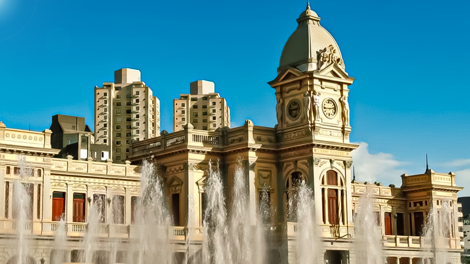 Descubra a Praça Rui Barbosa em Belo Horizonte e hospede-se com conforto no CHA Hotéis