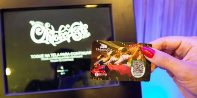 Oktober Karte já pode ser recarregado de forma on-line para a 40º Oktoberfest Blumenau