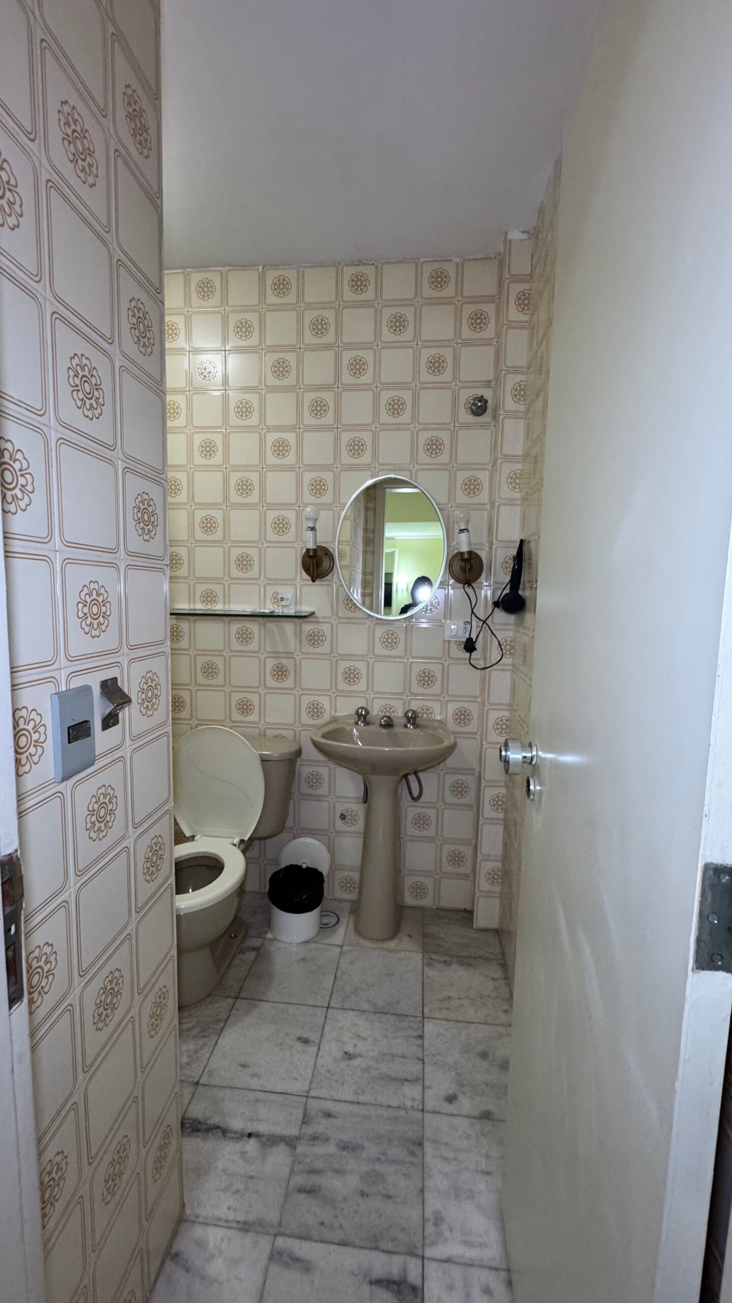 EXECUTIVO SOLTEIRO (2)