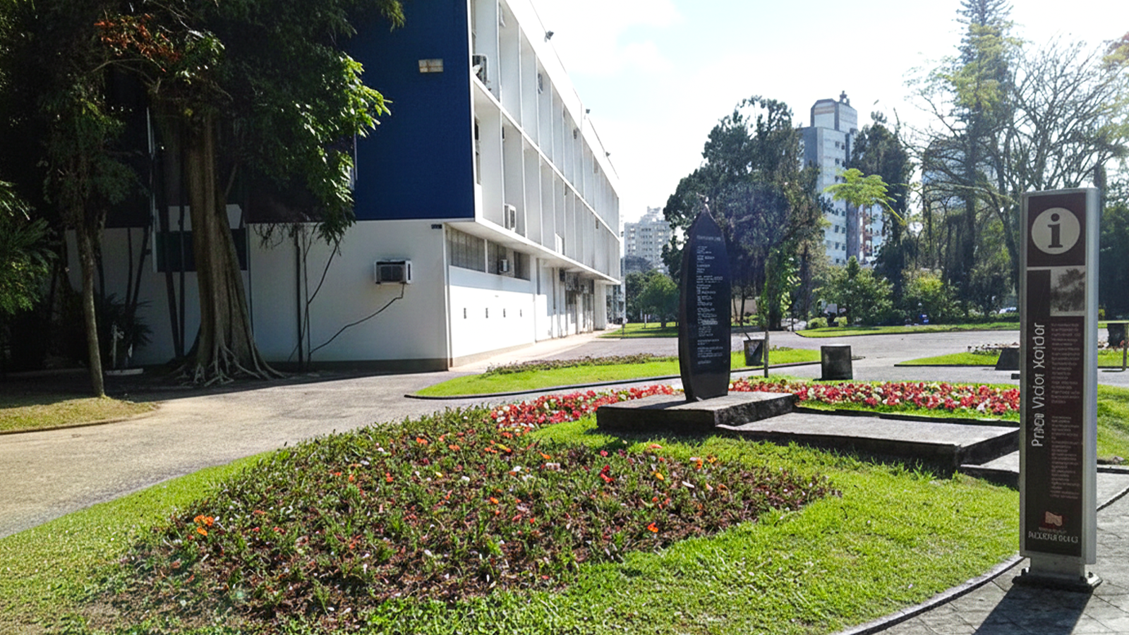Descubra a Praça Victor Konder e aproveite o melhor de Blumenau com conforto